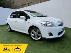White Used 2012 Toyota Auris Hybrid Hatchback | £6,495 (Good price)