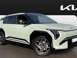 Green Used 2025 Kia EV3 GT-Line S SUV | £36,011 (Fair price)