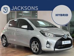 Silver Used 2017 Toyota Yaris Hybrid Hatchback | £11,350 (Fair price)