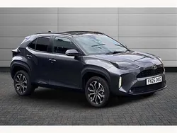 Grey New 2025 Toyota Yaris Cross Design SUV | £25,495 (Good price)