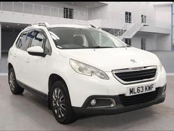 White Used 2013 Peugeot 2008 Active SUV | £4,165 (Good price)
