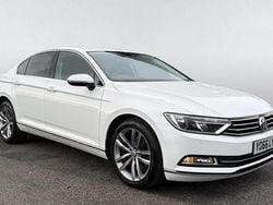White Used 2016 VW Passat GT Sedan | £9,998 (A bit pricey)