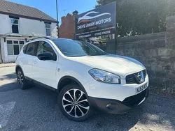 White Used 2013 Nissan Qashqai 360º SUV | £4,895 (Fair price)
