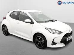 White Used 2025 Toyota Yaris Hybrid Design Hatchback | £20,149 (Fair price)