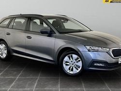 Grey Used 2023 Skoda Octavia SE Technology Estate | £17,595 (Good price)