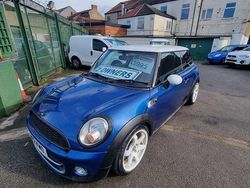 Blue Used 2012 Mini Cooper Hatch Hatchback | £3,495 (Good price)