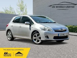Toyota Auris Hybrid