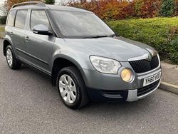Grey Used 2010 Skoda Yeti SUV | £4,995 (Fair price)