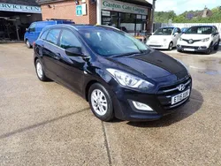 Black Used 2015 Hyundai i30 SE Estate | £4,750 (Fair price)