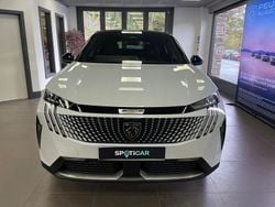 White Used 2025 Peugeot 3008 GT SUV | £29,490