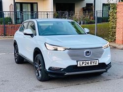 White Used 2024 Honda HR-V Advance SUV | £17,500
