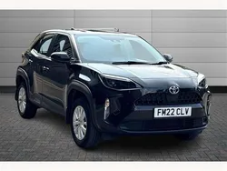 Eclipse black Used 2022 Toyota Yaris Cross SUV | £19,795 (Fair price)