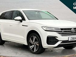 White Used 2018 VW Touareg R-line SUV | £28,195 (A bit pricey)