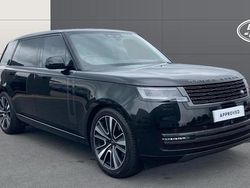 Black Used 2025 Land Rover Range Rover HSE SUV | £109,844