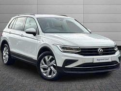 White Used 2022 VW Tiguan Life SUV | £18,891 (Fair price)