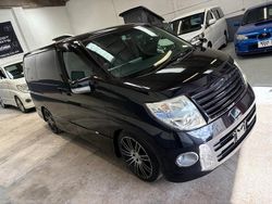 Black Used 2009 Nissan Elgrand MPV | £10,999 (Good price)
