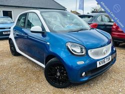 Blue Used 2016 Smart ForFour Premium Hatchback | £6,795 (Expensive)