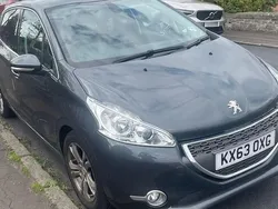 Used 2015 Peugeot 208 Allure Hatchback | £5,288 (Good price)