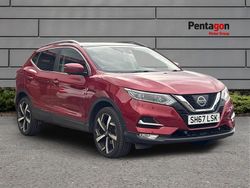 Red Used 2017 Nissan Qashqai Tekna SUV | £9,900 (Fair price)