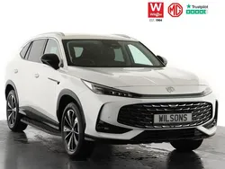 White Used 2025 MG HS Trophy SUV | £29,499