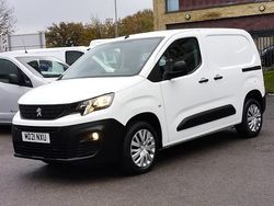 White Used 2021 Peugeot Partner Van | £10,995 (Fair price)