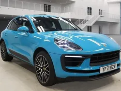 Blue Used 2021 Porsche Macan SUV | £52,749 (Fair price)