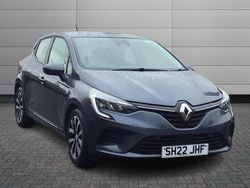 Titanium grey Used 2022 Renault Clio V Iconic Hatchback | £11,995 (Fair price)