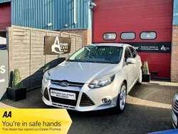 Silver metallic Used 2011 Ford Focus Titanium Hatchback | £3,995 (Fair price)