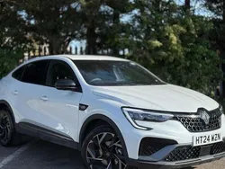 White Used 2024 Renault Arkana Esprit Alpine SUV | £20,922 (Fair price)