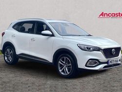 White Used 2022 MG HS Exclusive SUV | £16,795 (Fair price)