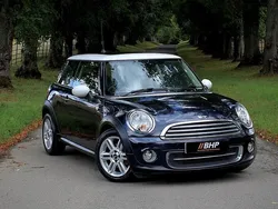 Blue Used 2013 Mini Cooper Hatch Hatchback | £9,850 (Good price)