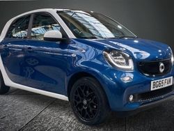 Blue Used 2015 Smart ForFour Premium Hatchback | £8,790 (Fair price)