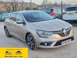 Beige Used 2016 Renault Mégane III Dynamique Hatchback | £7,488 (A bit pricey)