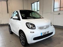 White Used 2016 Smart ForTwo Coupé Premium Coupe | £6,995 (Fair price)
