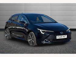 Black Used 2025 Toyota Corolla Design Hatchback | £24,595 (Fair price)