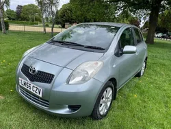 Silver Used 2007 Toyota Yaris Hatchback | £4,290 (Fair price)
