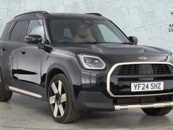 Black Used 2024 Mini Countryman SUV | £32,400 (Fair price)