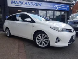 White Used 2014 Toyota Auris Hybrid Estate | £8,495 (A bit pricey)