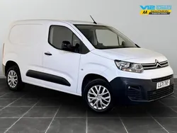 White Used 2022 Citroën Berlingo MPV | £6,495 (Super price)