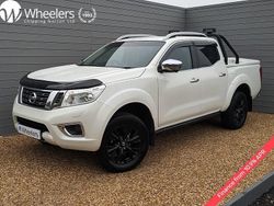 White Used 2017 Nissan Navara Pickup | £15,990 (Fair price)