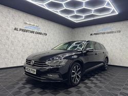 Black Used 2020 VW Passat SEL Estate | £11,999 (Fair price)