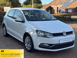 White Used 2015 VW Polo SE Hatchback | £6,350 (Fair price)
