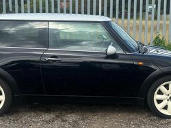 Black Used 2004 Mini Cooper Hatch Hatchback | £2,995 (Fair price)