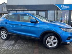 Blue Used 2019 Nissan Qashqai Acenta Premium SUV | £10,950 (Good price)
