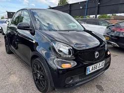 Black Used 2017 Smart ForFour Premium Hatchback | £7,899 (Fair price)