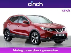 Red Used 2017 Nissan Qashqai N-Connecta SUV | £12,749 (Fair price)