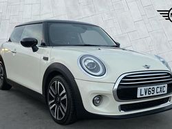 White Used 2019 Mini Cooper Exclusive Hatchback | £16,995 (Fair price)