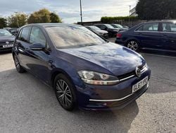 Blue Used 2017 VW Golf VII SE Hatchback | £10,299 (Fair price)