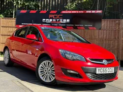 Red Used 2015 Vauxhall Astra Excite Hatchback | £4,295 (Good price)