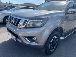 Grey Used 2021 Nissan Navara Tekna Pickup | £18,950 (Good price)
